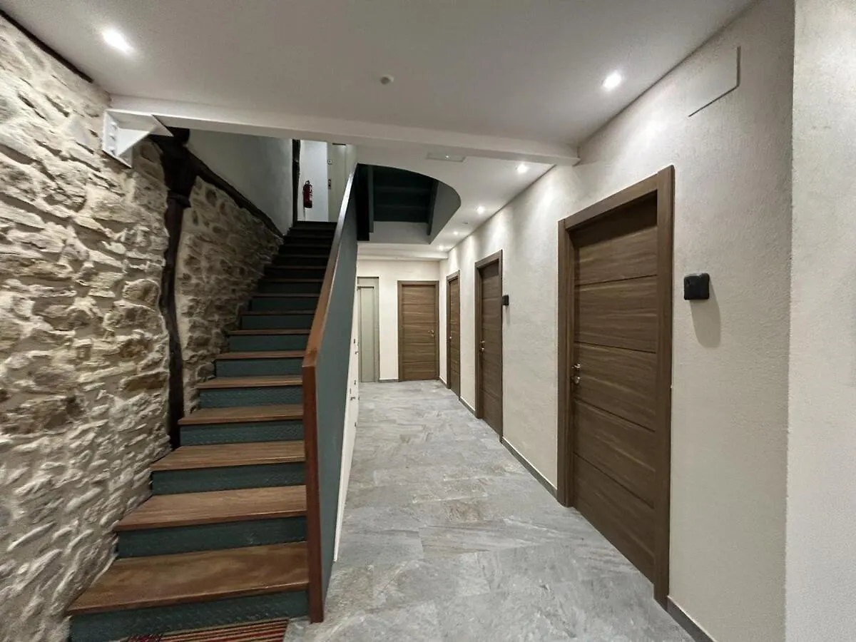 Hiri Zahar Suites 1 Durango Apartment